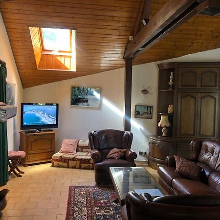 Maison/Gite Familial Dans Le Jura A 200M Du Lac Avec Piscine Privee Marigny  ภายนอก รูปภาพ